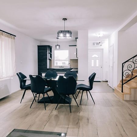 Tulip Guest House I. Палич Екстериор снимка